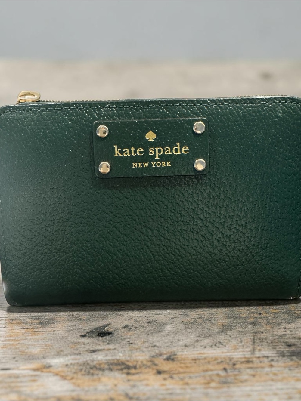 Kate Spade Leila Medium Compact Bilfold Wallet - Deep Green Pebbled Leather